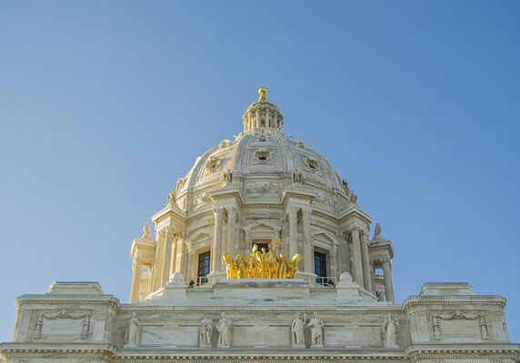 exterior of capitol building in st. paul, minnesota